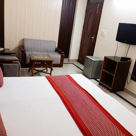 Hotel Home Stay Dwarka Dillí Exteriér fotografie