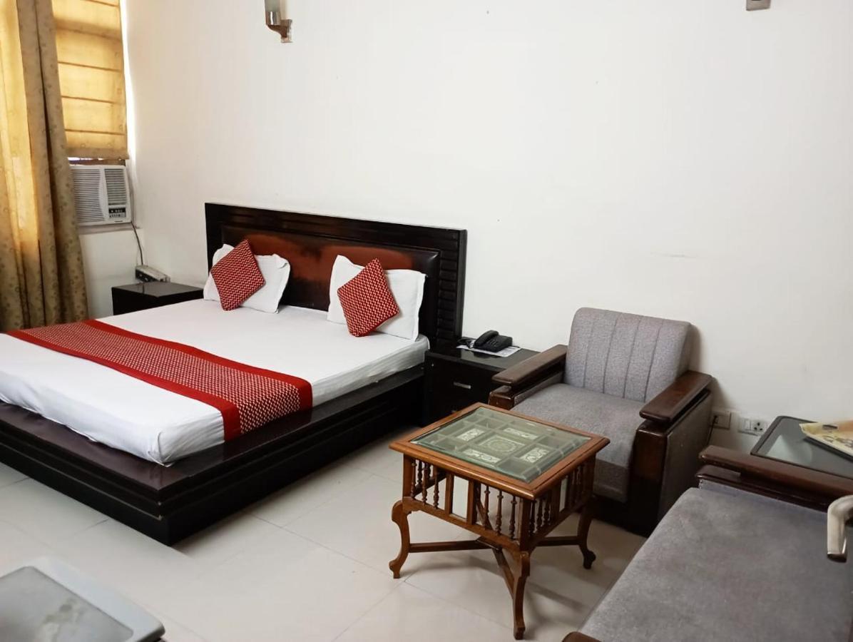 Hotel Home Stay Dwarka Dillí Exteriér fotografie